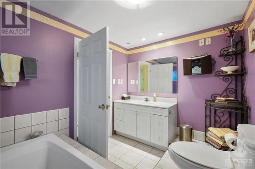 331 Joffre-Belanger Way, Ottawa, ON - Indoor Photo Showing Bathroom