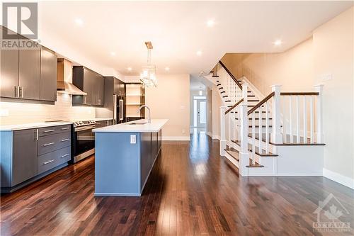 600 Mikinak Road, Ottawa, ON - Indoor Photo Showing Kitchen With Upgraded Kitchen
