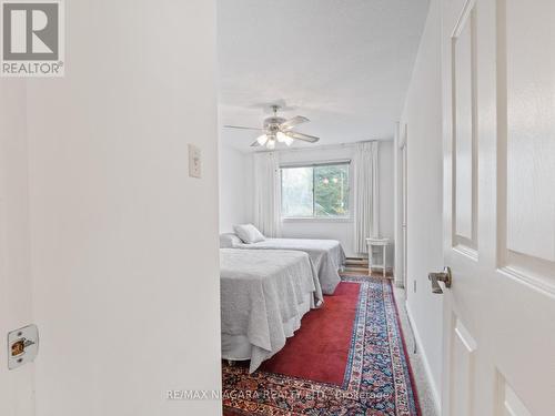 378 Willowood Ave, Fort Erie, ON - Indoor Photo Showing Bedroom