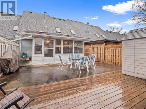 378 Willowood Ave, Fort Erie, ON - Outdoor With Deck Patio Veranda With Exterior