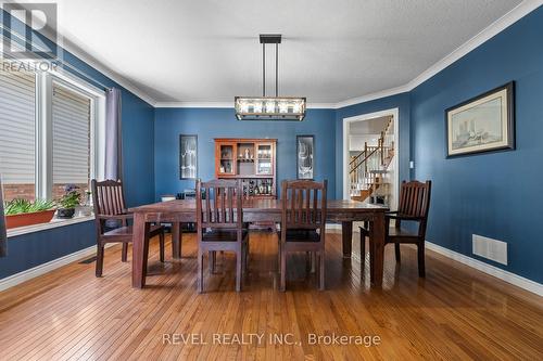 17 Las Rd S, West Lincoln, ON - Indoor Photo Showing Dining Room