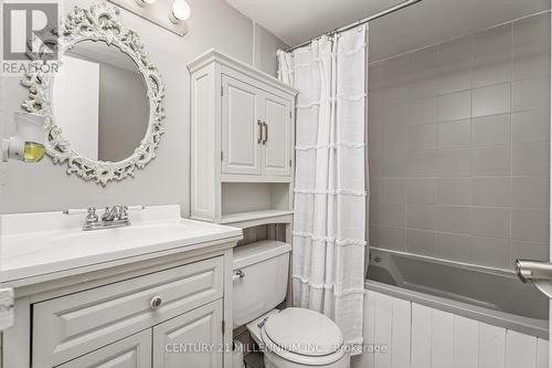 907 - 1100 Caven Street, Mississauga, ON - Indoor Photo Showing Bathroom