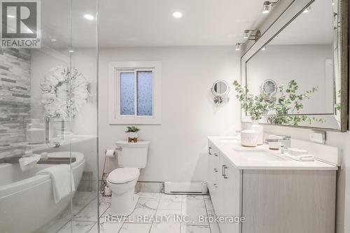 31 Bank Rd, Scugog, ON - Indoor Photo Showing Bathroom