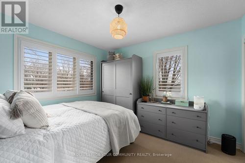 11 Balson Blvd, Whitchurch-Stouffville, ON - Indoor Photo Showing Bedroom