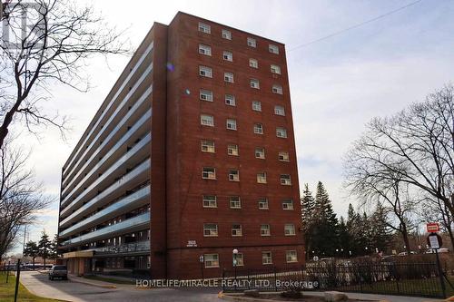 608 - 3533 Derry Road E, Mississauga, ON - Outdoor
