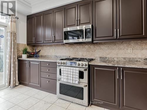 5 Forestbrook Drive, Markham, ON - Indoor Photo Showing Kitchen