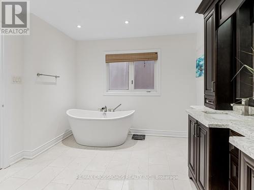 5 Forestbrook Drive, Markham, ON - Indoor Photo Showing Bathroom