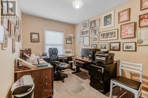 242 Forest Hill Rd, Toronto, ON - Indoor Photo Showing Office