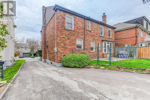 242 Forest Hill Rd, Toronto, ON - Outdoor
