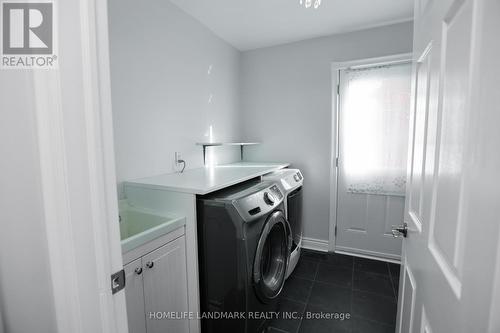 75 Somerset Crescent, Richmond Hill, ON - Indoor Photo Showing Laundry Room