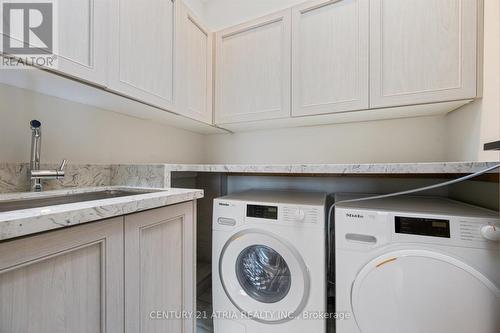 170 Burndale Ave, Toronto, ON - Indoor Photo Showing Laundry Room