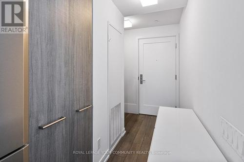 #2110 -28 Wellesley St E, Toronto, ON - Indoor Photo Showing Other Room