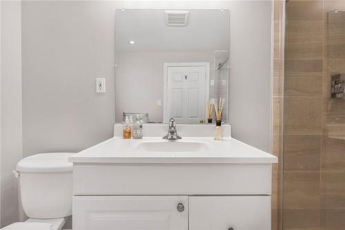 116 Barbican Trail, St. Catharines, ON - Indoor Photo Showing Bathroom