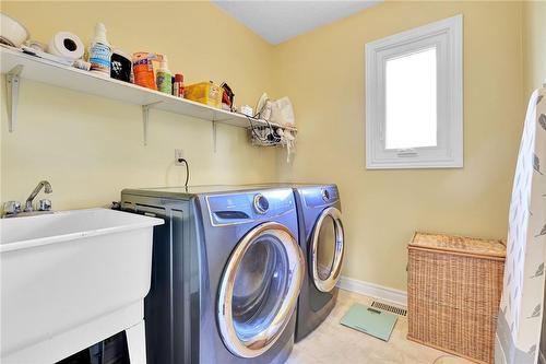 116 Barbican Trail, St. Catharines, ON - Indoor Photo Showing Laundry Room