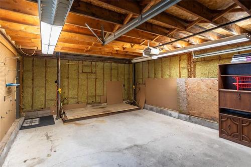 9 Hurricane Road, Fonthill, ON - Indoor Photo Showing Basement