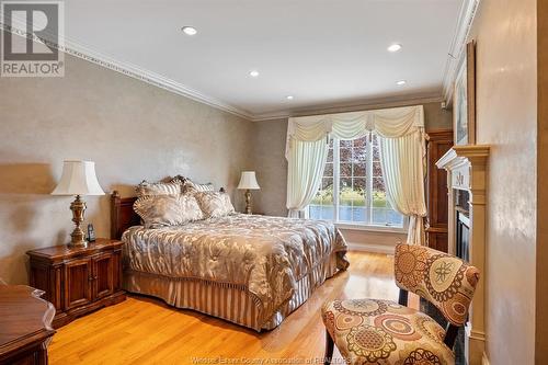 944 Lake Trail Drive, Windsor, ON - Indoor Photo Showing Bedroom
