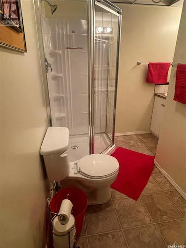 107 Griffin Street, Maple Creek, SK - Indoor Photo Showing Bathroom