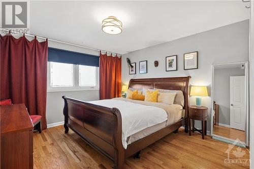 1585 Baseline Road, Ottawa, ON - Indoor Photo Showing Bedroom