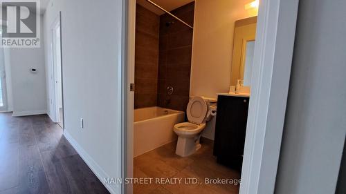 761 - 60 Ann O'Reilly Road, Toronto, ON - Indoor Photo Showing Bathroom