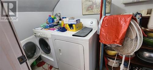 137 Durand Street, Sarnia, ON - Indoor Photo Showing Laundry Room