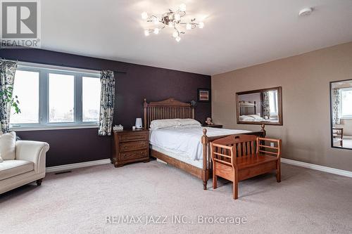 6732 Shiloh Road, Clarington, ON - Indoor Photo Showing Bedroom