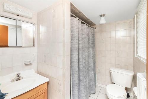 159 Park Street N, Hamilton, ON - Indoor Photo Showing Bathroom