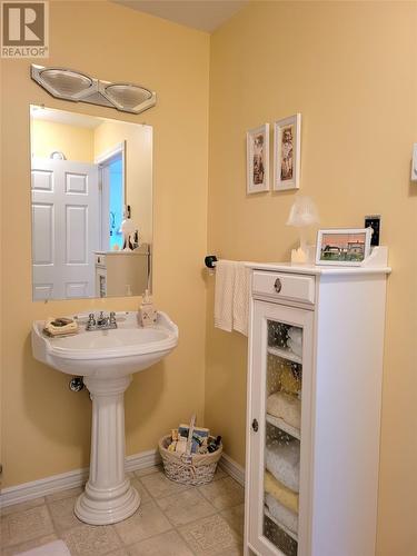 2 Lakeview Drive, Kippens, NL - Indoor Photo Showing Bathroom