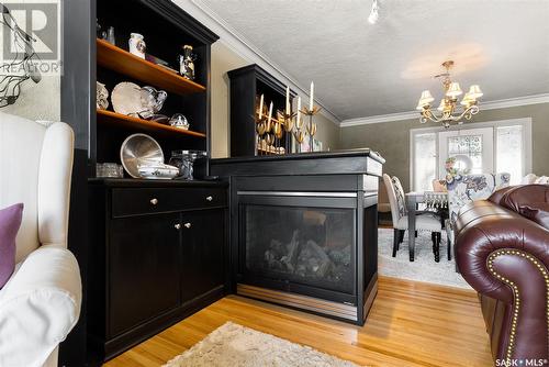 2660 Albert Street, Regina, SK - Indoor Photo Showing Living Room With Fireplace