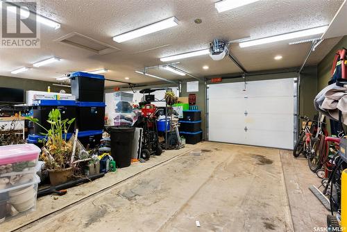 2660 Albert Street, Regina, SK - Indoor Photo Showing Garage