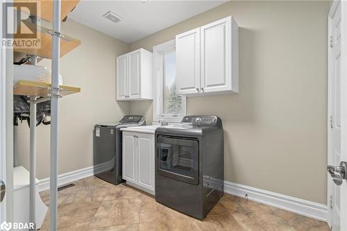39 Leader Court, Hillsburgh, ON - Indoor Photo Showing Laundry Room