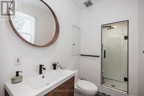 79 Amelia St, Hamilton, ON - Indoor Photo Showing Bathroom