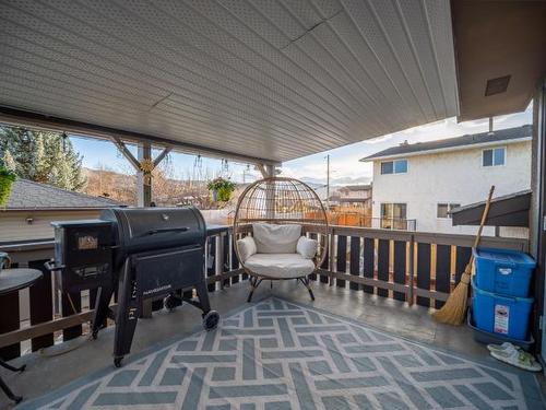 2631 Ayr Place, Kamloops, BC - Outdoor With Deck Patio Veranda With Exterior