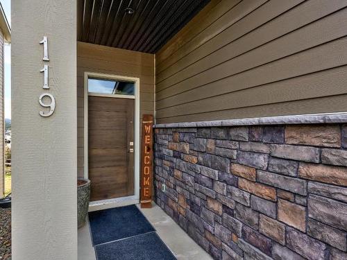 119-1993 Qu'Appelle Blvd, Kamloops, BC - Outdoor With Exterior