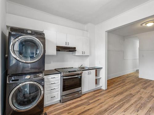 Kitchen - 5883 Rue St-Denis, Montréal (Rosemont/La Petite-Patrie), QC - Indoor Photo Showing Laundry Room