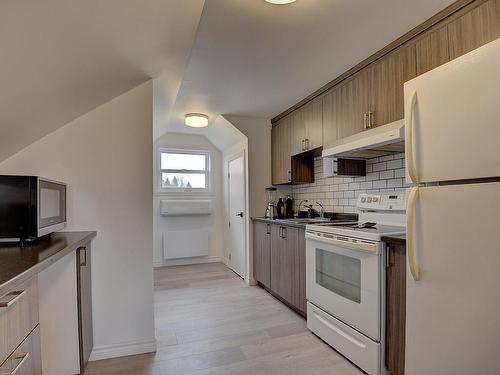 Cuisine - 598  - 600 Rue Champlain, Joliette, QC - Indoor Photo Showing Kitchen