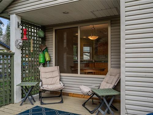 536 Greenhorn Pl, Ladysmith, BC - Outdoor With Deck Patio Veranda With Exterior