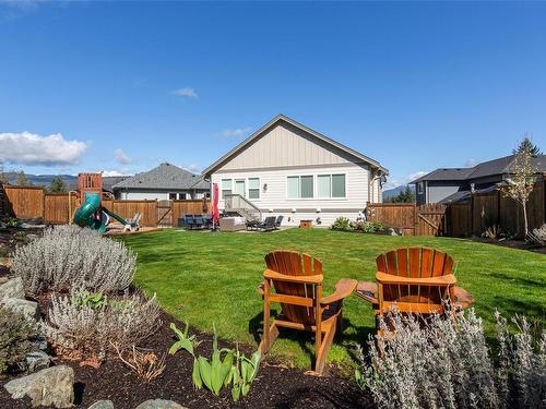 6923 Burr Dr, Sooke, BC - Outdoor With Backyard