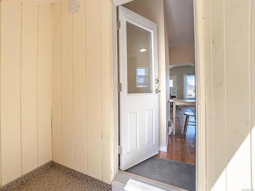 117 Kitchener St, Ladysmith, BC - Indoor Photo Showing Other Room