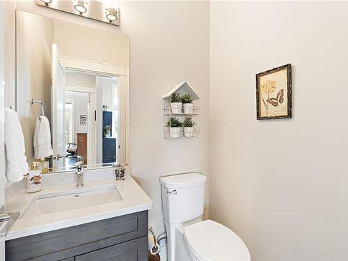 239 Linstead Pl, Nanaimo, BC - Indoor Photo Showing Bathroom