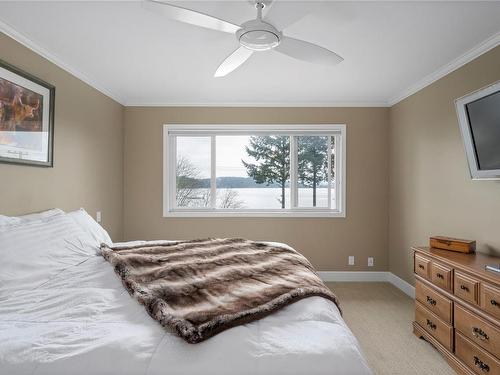 1362 Ivy Lane, Nanaimo, BC - Indoor Photo Showing Bedroom