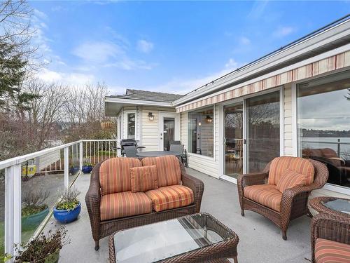 1362 Ivy Lane, Nanaimo, BC - Outdoor With Deck Patio Veranda With Exterior