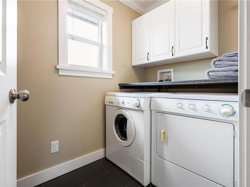 3042 Alouette Dr, Langford, BC - Indoor Photo Showing Laundry Room