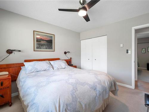 1815 Cranberry Cir, Campbell River, BC - Indoor Photo Showing Bedroom