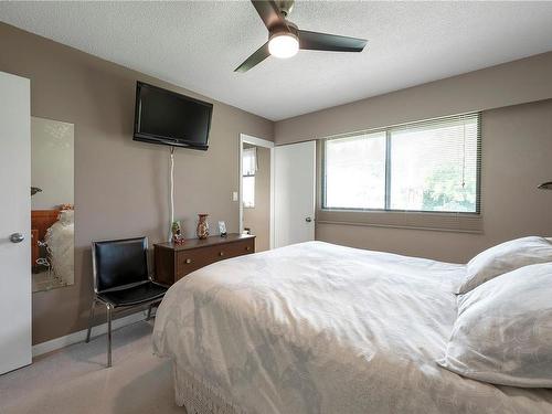 1815 Cranberry Cir, Campbell River, BC - Indoor Photo Showing Bedroom