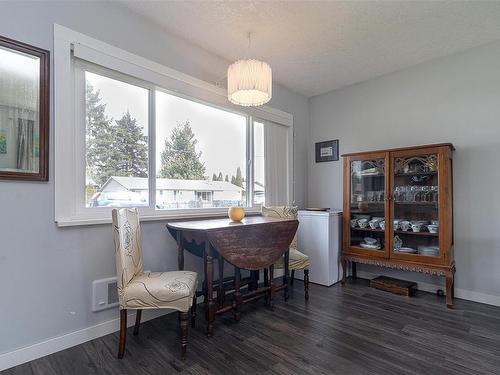 1040 Chaster St, Duncan, BC - Indoor Photo Showing Dining Room
