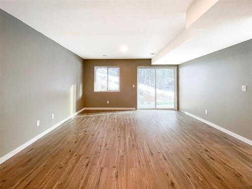 7105 Dunwaters Road, Kelowna, BC - Indoor Photo Showing Other Room