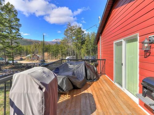 7105 Dunwaters Road, Kelowna, BC - Outdoor With Deck Patio Veranda