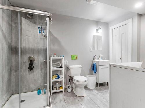 Bathroom - 9124  - 9126 16E Avenue, Montréal (Villeray/Saint-Michel/Parc-Extension), QC - Indoor Photo Showing Bathroom