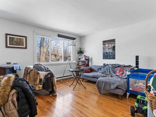 Dwelling - 9124  - 9126 16E Avenue, Montréal (Villeray/Saint-Michel/Parc-Extension), QC - Indoor Photo Showing Living Room