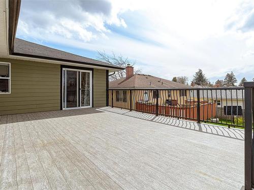 3154 Wascana St, Saanich, BC - Outdoor With Exterior